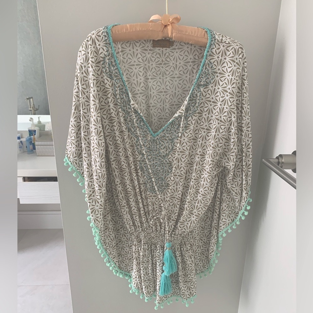 Skemo beach top size small